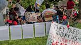 Tents go up at UVa protest