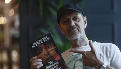 El músico argentino Alejo Stivel: "Me callé lo del cáncer por pudor"