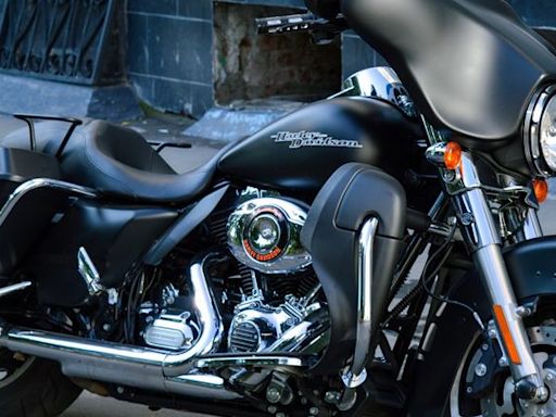 Investors in Harley-Davidson (NYSE:HOG) have unfortunately lost 22% over the last three years