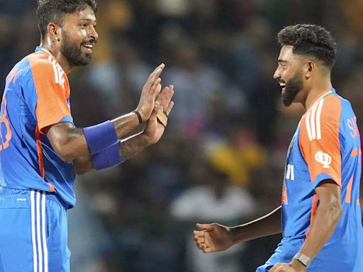 India beat Sri Lanka by 7 wickets in rain-hit match, bag T20I series 2-0