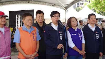 扁曝邱議瑩下屆高雄市長黑馬 陳其邁：為民服務的就是好馬 - 政治