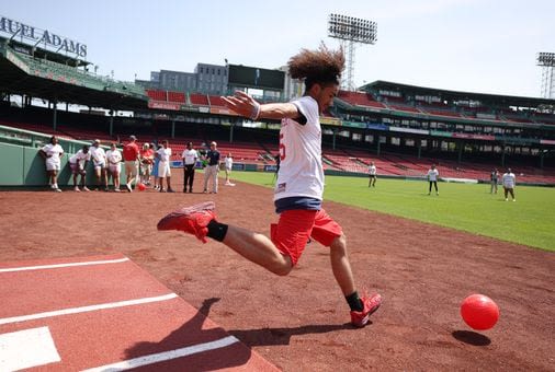 Kickball for Boston middle-schoolers debuts at Fenway Park - The Boston Globe