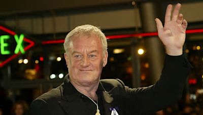 È morto a 79 anni l’attore Bernard Hill, noto per aver interpretato re Théoden in due film della saga del Signore degli Anelli