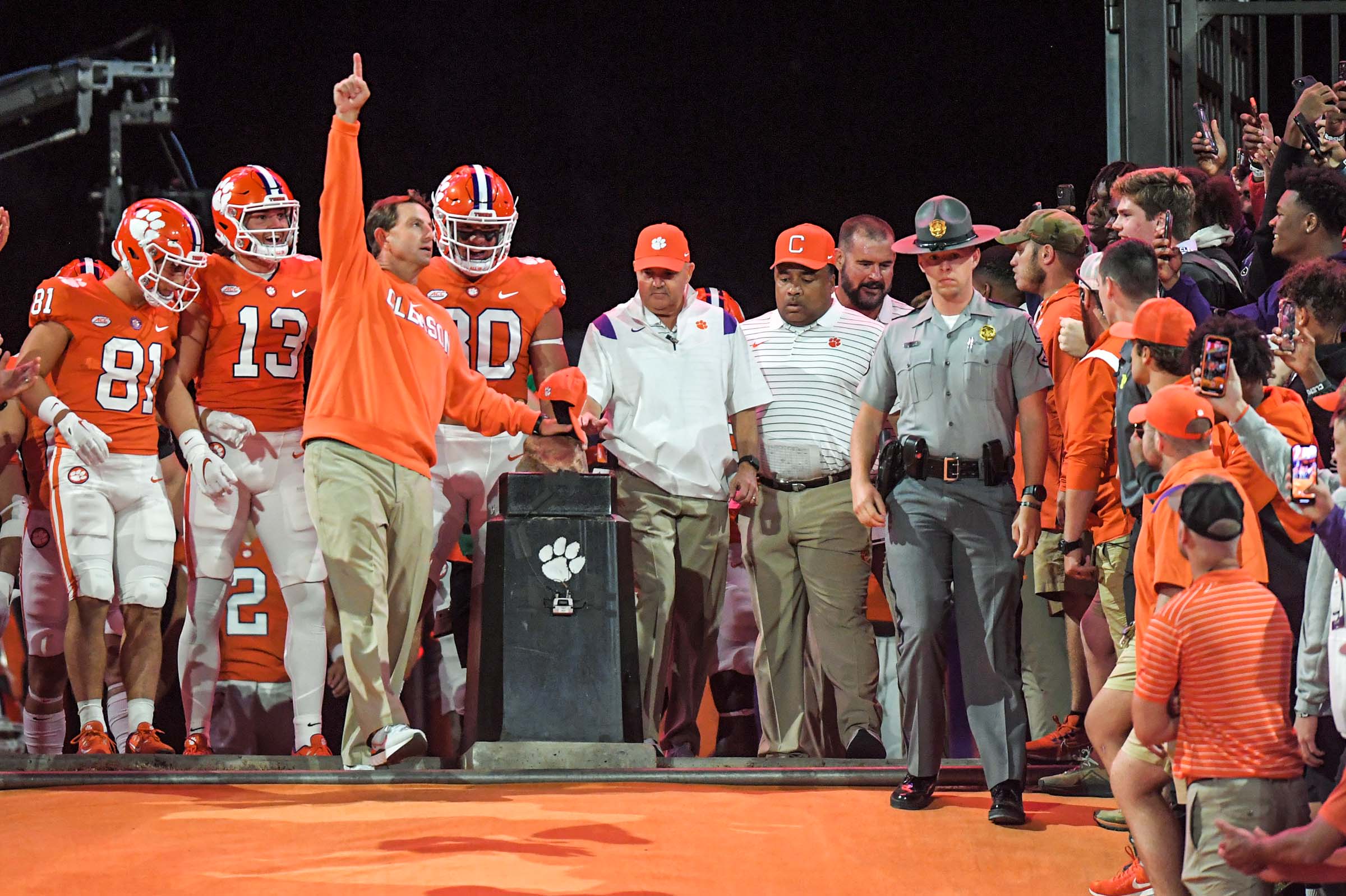 Where ESPN ranks Clemson’s Death Valley in Top 25 college football stadiums