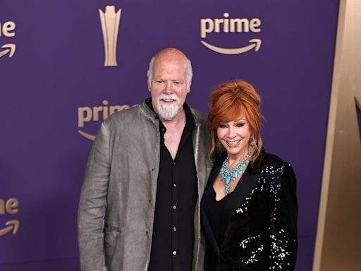 Reba McEntire Loves Working with BF Rex Linn on New Sitcom (Exclusive)