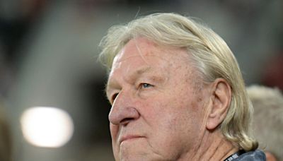 Hrubesch: "Beten" für Oberdorf, aber DFB-Frauen gewappnet