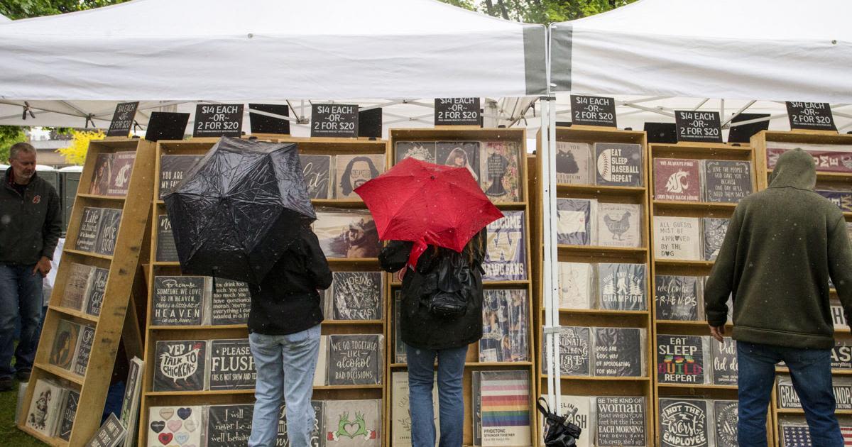 87 booths show arts, crafts at Washington State Apple Blossom Festival
