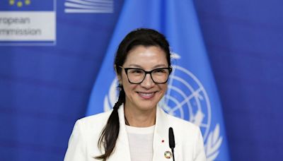 La conducción temeraria tiene un coste humano y económico "inmenso", advierte Michelle Yeoh en su visita a Bruselas
