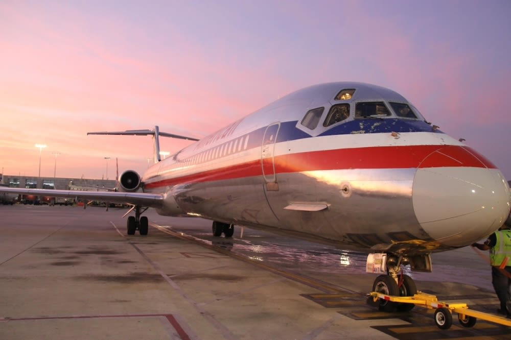 American Airlines looks to begin nonstop flights from San Antonio to Washington, DC