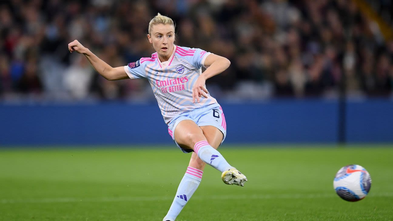 Leah Williamson signs new Arsenal contract