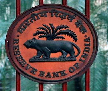 Moneycontrol Pro Panorama | RBI fortifies the banking system, but at a cost