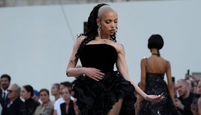 FKA twigs stuns at the Vogue World: Paris show