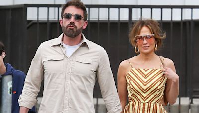 Jennifer Lopez and Ben Affleck Are Waiting to Announce Their Breakup So It Can All Be "Seamless," Source Claims