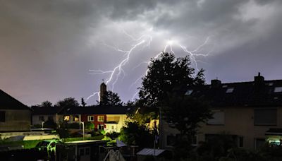 Florida Teenager 'Lucky To Be Alive' After Being Struck By Lightning | NewsRadio 1110 KFAB