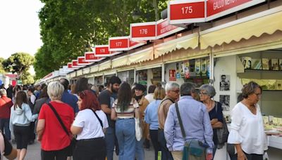 Cómo ha sido el primer día de la Feria del Libro de Madrid: de la Reina Letizia a las perspectivas de libreros y editores