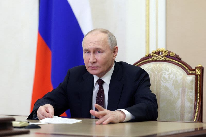 Putin agrees to withdraw Russian forces from various Armenian regions, says Ifax