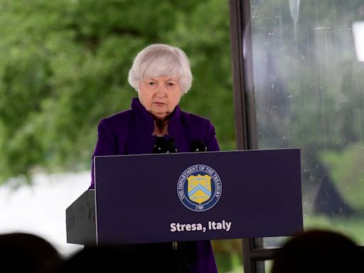 Yellen dice que Biden es "extremadamente eficaz" en las reuniones en las que participa