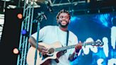 Brit Beat: U.K. Singer-Songwriter Myles Smith Goes From ‘Stargazing’ to Global Star