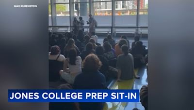 Jones College Prep students hold sit-in in support of Palestinians in Gaza