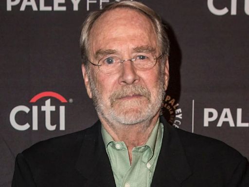 Martin Mull, Comic Actor of ‘Clue,’ ‘Roseanne’ and ‘Arrested Development,’ Dies at 80