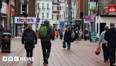 Wrexham shoppers put off by crime and poor transport, says report