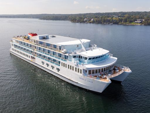 Luxurious American cruise line provides a comfortable way to learn about U.S. history | Sandy Fenton