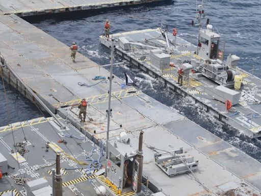 美軍浮動碼頭啟用 助人道物資送往加沙