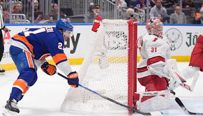 Mathew Barzal scores in 2nd OT as Islanders beat Hurricanes 3-2 to avoid series sweep