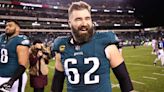 Jason Kelce's wife hilariously documents how he supported her while in labor