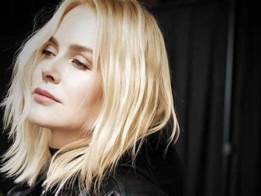 Nicole Kidman, addio ai boccoli: ecco il nuovo caschetto platino