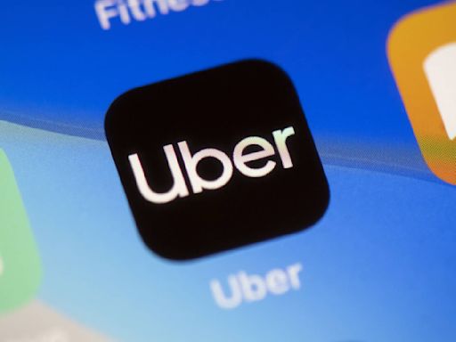 Usuarios de Uber y Lyft sufren los efectos del fallo informático en Orlando: así fue su experiencia
