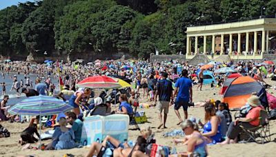 Met Office hour-by-hour forecast as mini-heatwave brings highs of 30°C to Wales