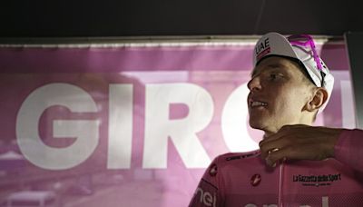 Pogacar: "Vestir de rosa y ganar en las tres grandes es un sueño hecho realidad"