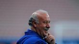 Former Spain coach Del Bosque to head the commission overseeing beleaguered soccer federation