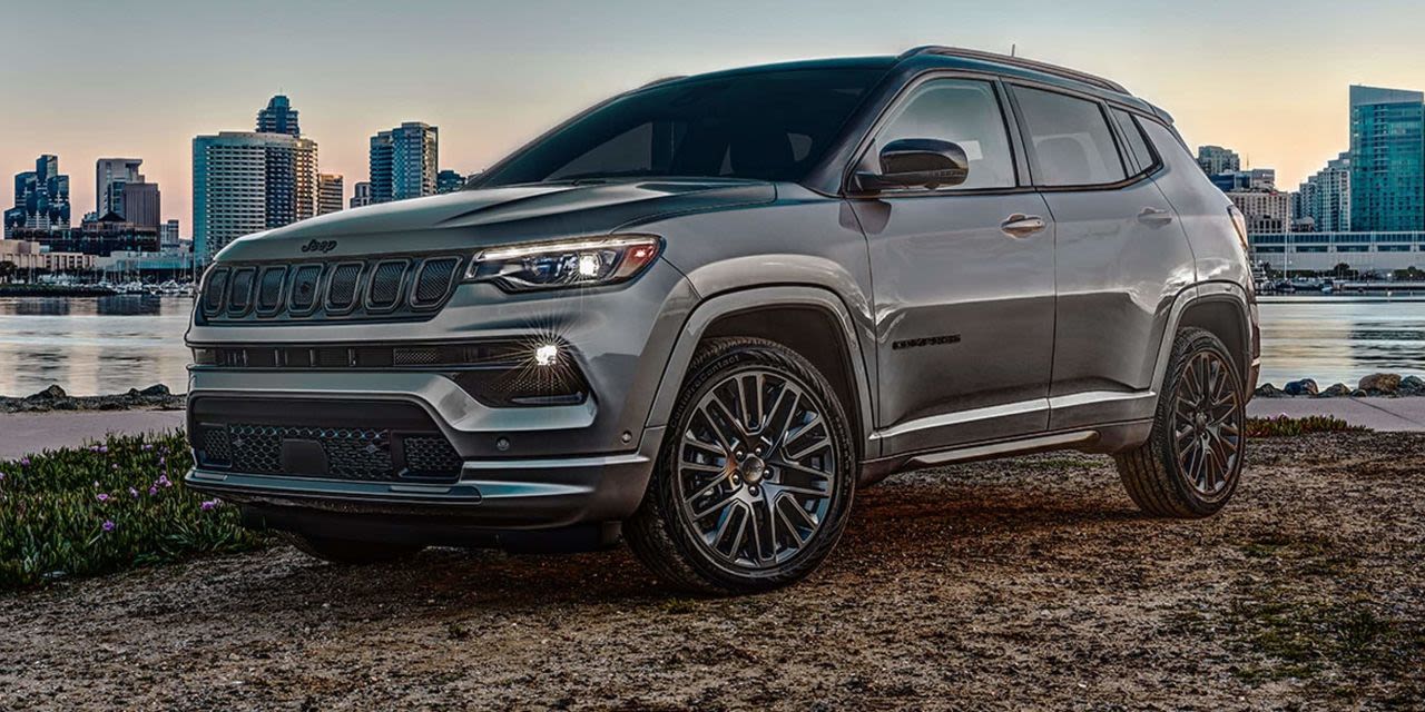 The 2024 Ford Bronco Sport vs. the Jeep Compass—which is better?