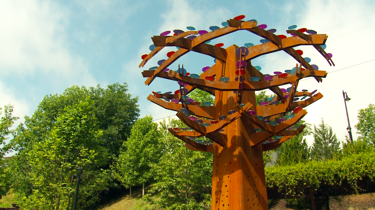 'Turning Point' sculpture embodies life and healing at Cancer Survivors Park