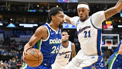 Dallas Mavericks Officially Announce Return of Former Lakers Guard Spencer Dinwiddie