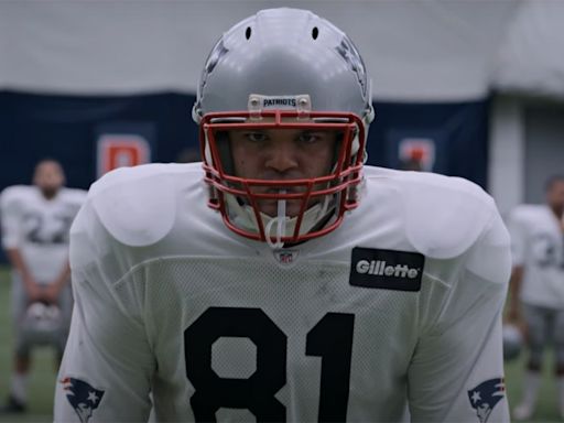 American Sports Story Aaron Hernandez: Cast Vs. Real Life People