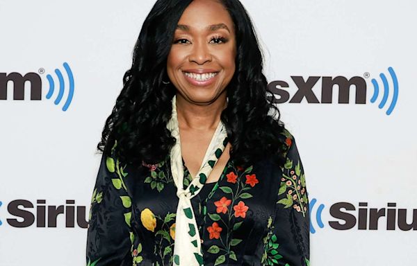 Shonda Rhimes Jokes That She Thought She Would Have to Sell Grey's Anatomy Episodes 'Out of the Back of My Car'