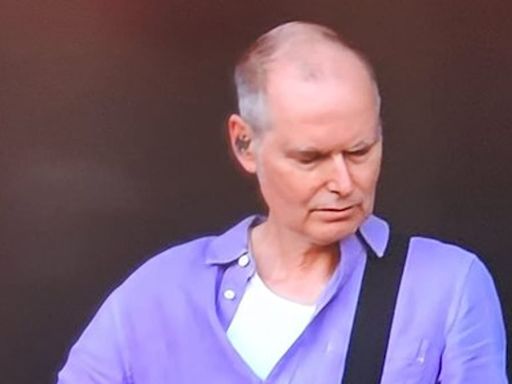 Glastonbury fans shocked by guitarist's resemblance to Paul Gascoigne