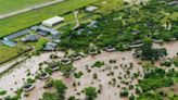 Kenya floods: Tourists and staff stranded in Maasai Mara game reserve