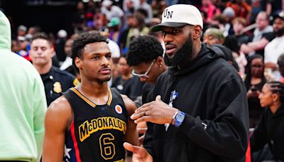 Los Angeles Lakers seleccionan a Bronny James, hijo de LeBron James, en el draft de la NBA