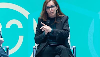 Mónica García se compromete a "arrojar luz" para evitar la corrupción y el fraude en el sistema sanitario