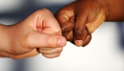 El racismo y la orientación sexual de la víctima ocupan los principales delitos de odio en la Región de Murcia