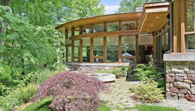 'Organic' New Canaan house designed by Frank Lloyd Wright apprentice listed for nearly $4M