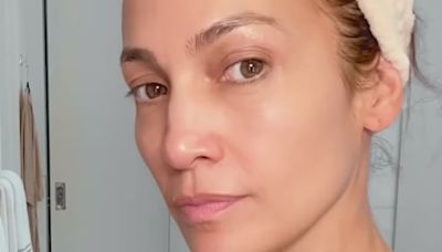 Jennifer Lopez poses makeup free in lingerie before birthday