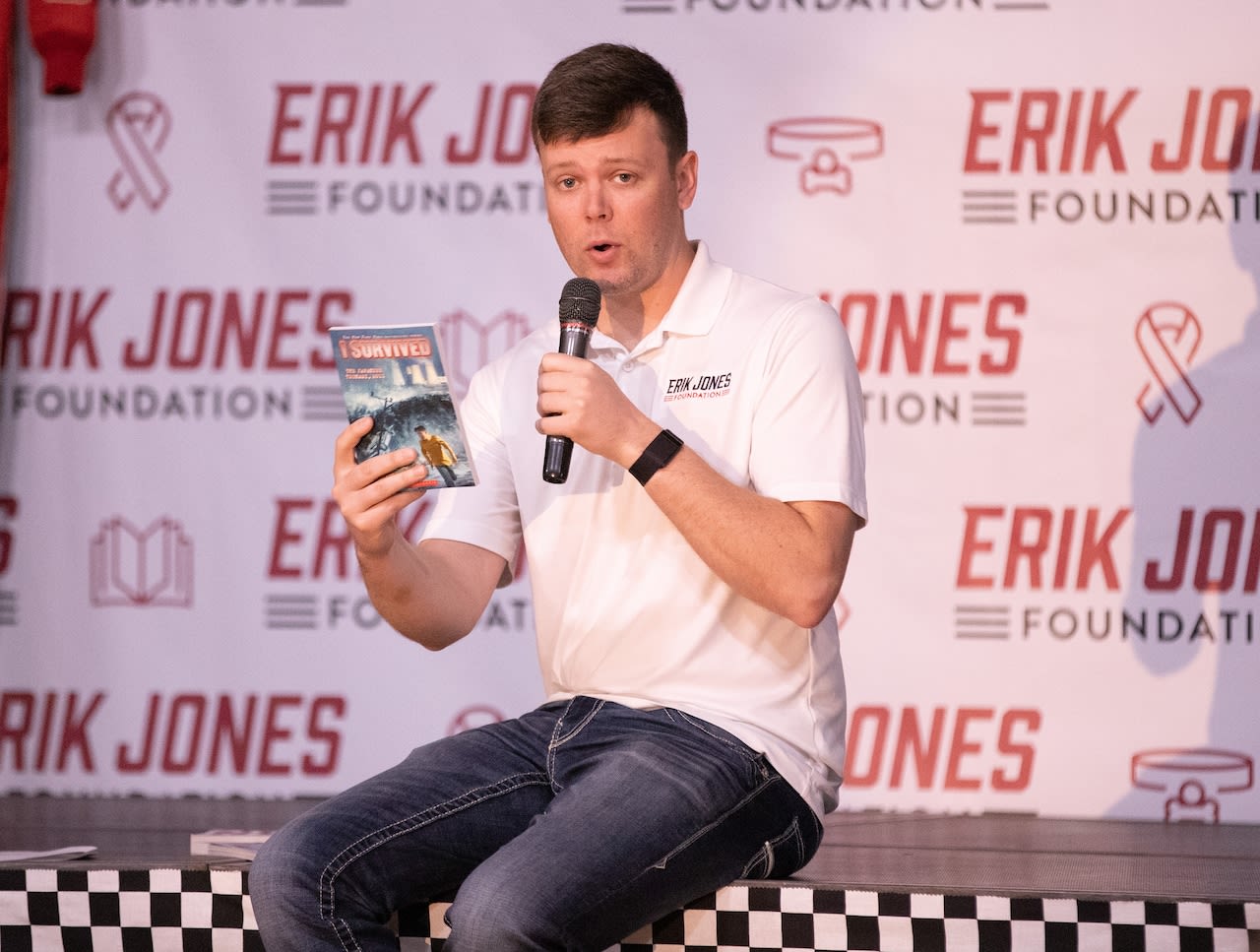 Michigan native Erik Jones signs multi-year NASCAR Cup Series contract extension