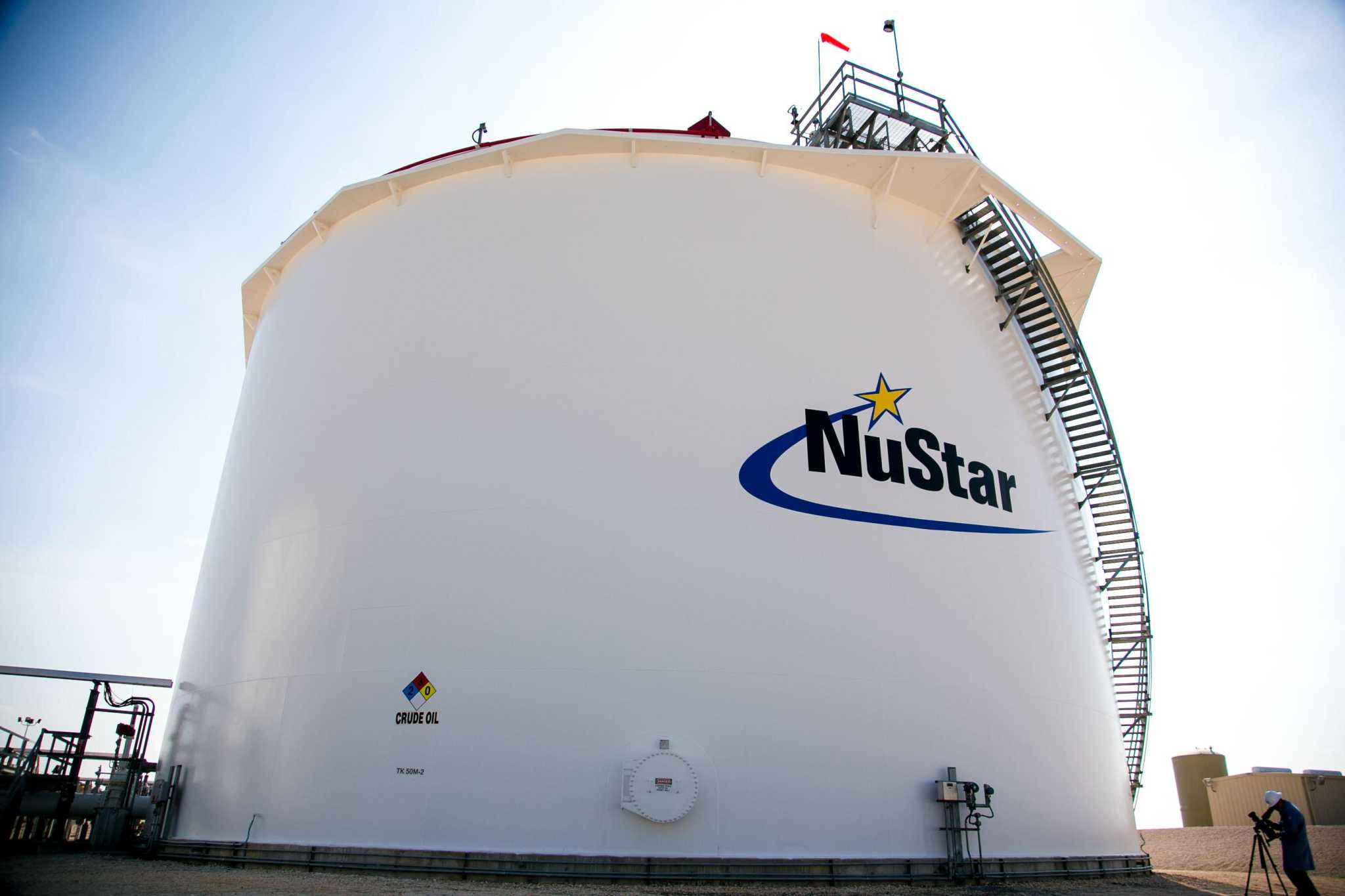 NuStar says merger with Sunoco could close as early as Friday