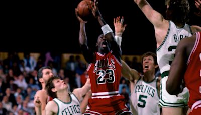 Michael Jordan Guaranteed To '93 Teammates That Bulls Would Win Third Straight Title