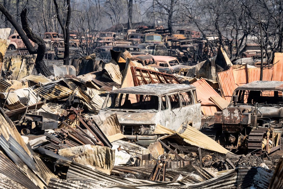 California town decimated by 2018 wildfires threatened again by state’s largest this year, as others burn Oregon and Canada | CNN